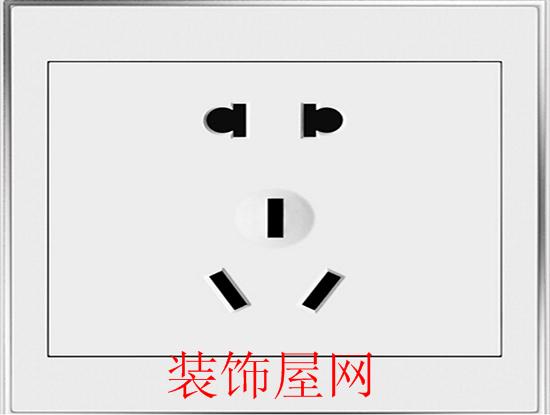 万能插座是怎么回事 万能插座好用吗